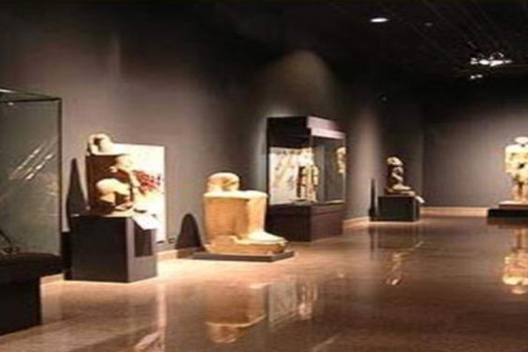 Luxor Museum 05_1d45f_lg.jpg